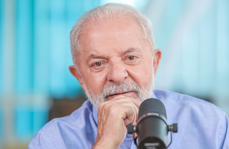 Presidente Lula conversa por telefone com primeiro-ministro da Malásia