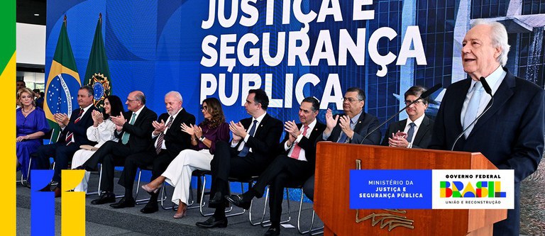 Ricardo Lewandowski toma posse como ministro da Justiça e Segurança Pública