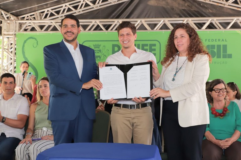 União e Recife assinam acordo para doação do terreno do Parque da Jaqueira