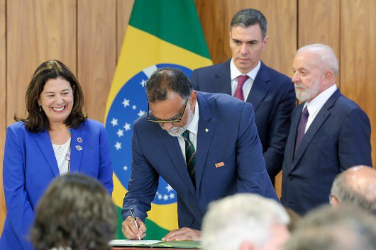 Fiocruz e Instituto Carlos III firmam acordo na presença de Lula e Pedro Sánchez