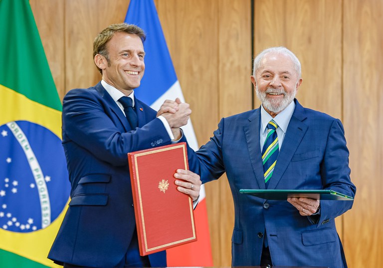 Lula e Macron fortalecem cooperação ambiental na fronteira Brasil-Guiana