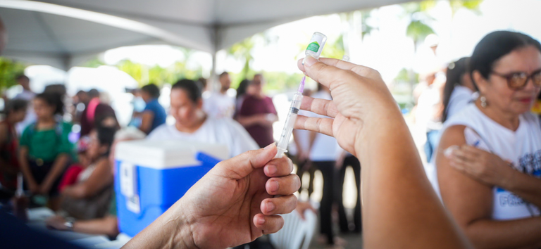 Ministério da Saúde começa distribuição das vacinas contra a gripe