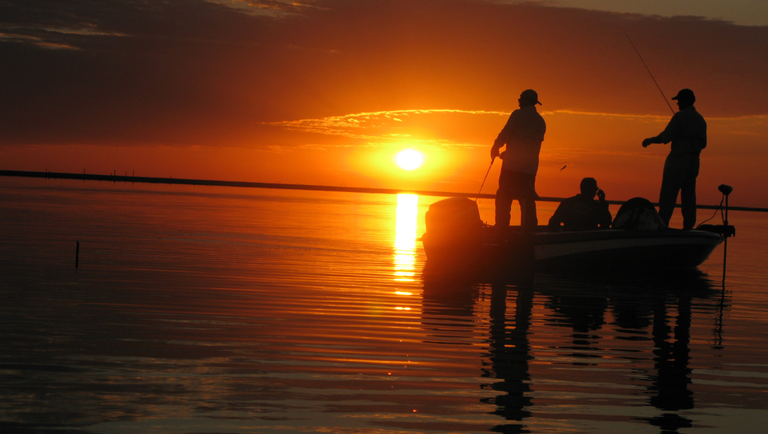 Temporada de pesca esportiva deve atrair 30 mil turistas ao as -  astur