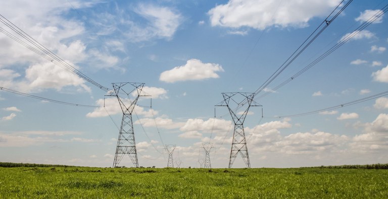 Novas linhas de transmissão ampliam capacidade de escoamento de energia da região Nordeste