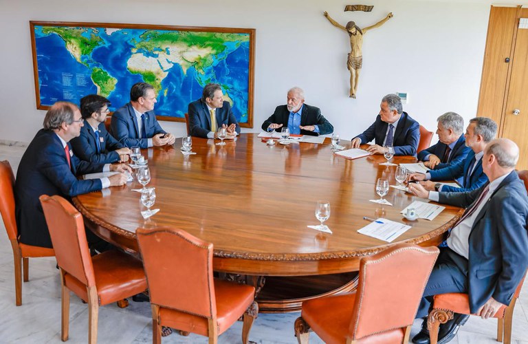 Presidente Lula reúne ministros para avaliar medidas de redução dos preços de alimentos