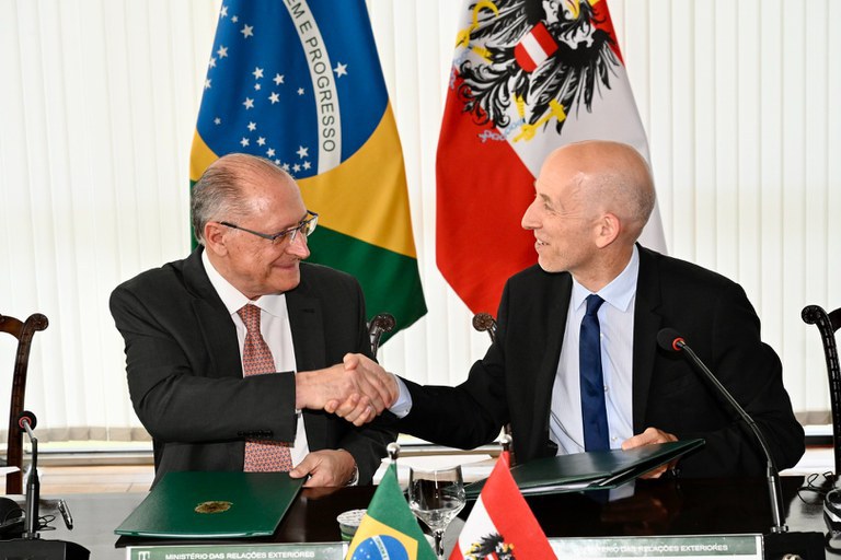 Brasil e Áustria fecham acordo de cooperação nos setores da indústria, tecnologia sustentável e inovação
