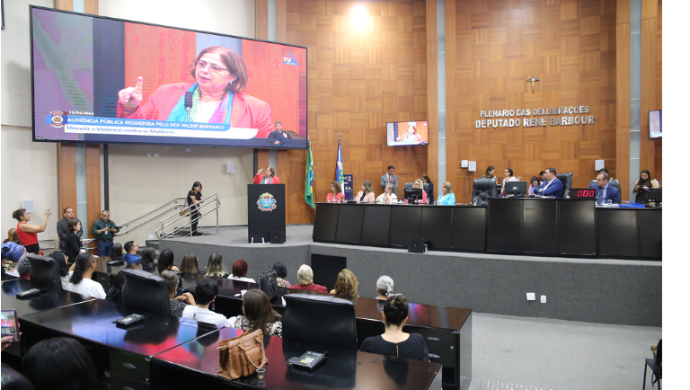 Ministra das Mulheres faz visita técnica ao terreno da Casa da Mulher Brasileira, em Cuiabá