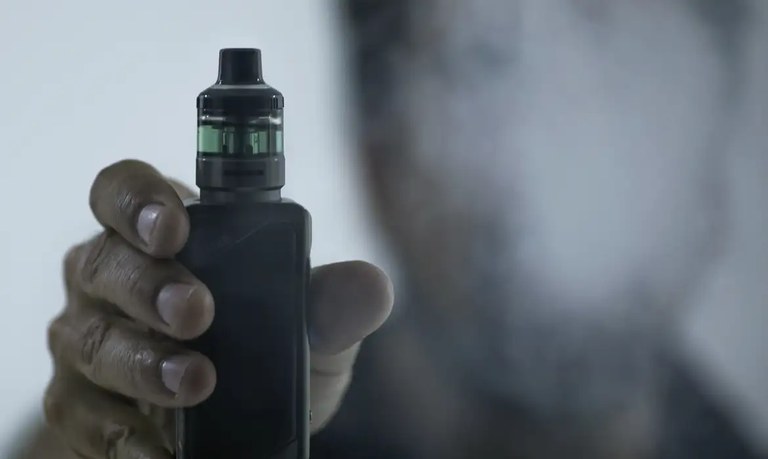Fiocruz apoia decisão da Anvisa de manter proibição de venda de cigarros eletrônicos