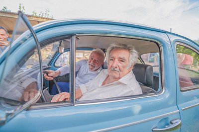Lula presta solidariedade a Mujica, após ex-presidente uruguaio revelar ter câncer
