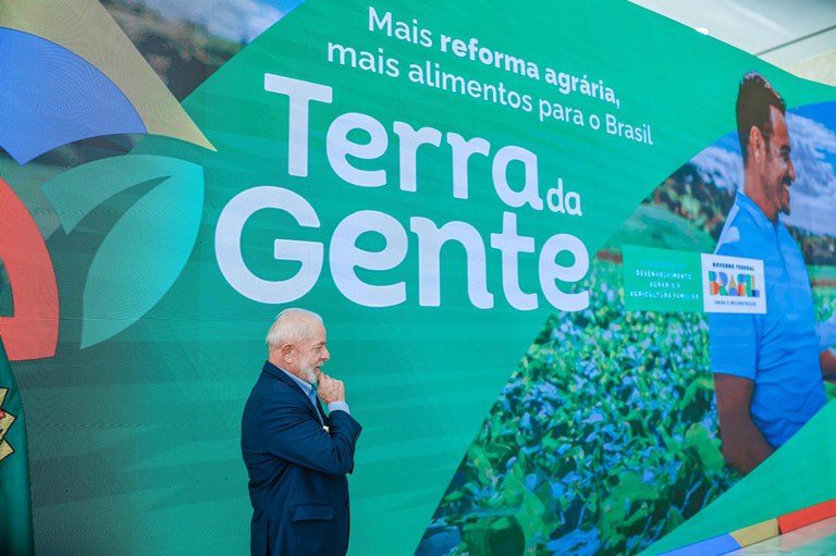 Lula: Terra da Gente mostrará que reforma agrária é possível 'sem muita briga'