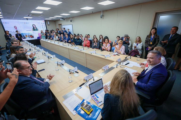 Mais mulheres na infraestrutura: Ministério e empresas aderem ao Programa Pró-Equidade