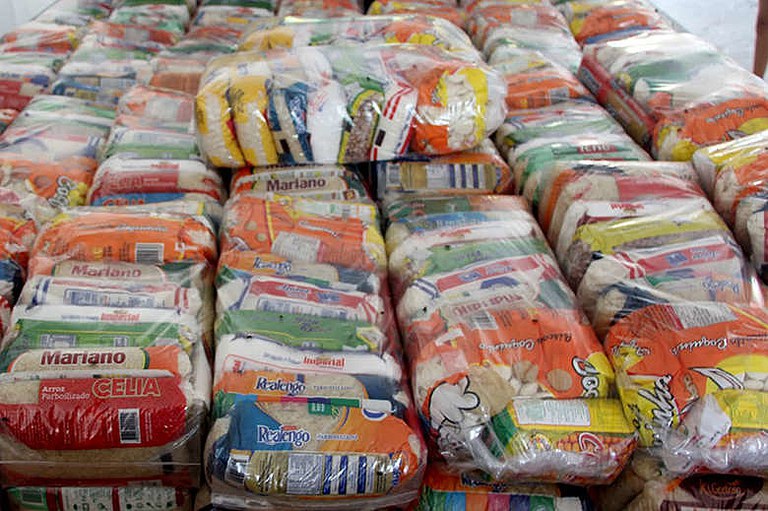 Conab entrega 5,7 mil cestas de alimento a indígenas do MS
