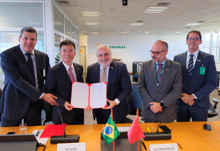 Petrobras assina protocolo de intenções com chinesa CNCEC