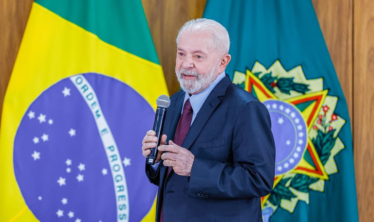 Lula participa da cerimônia de comemoração de aniversário da Embrapa