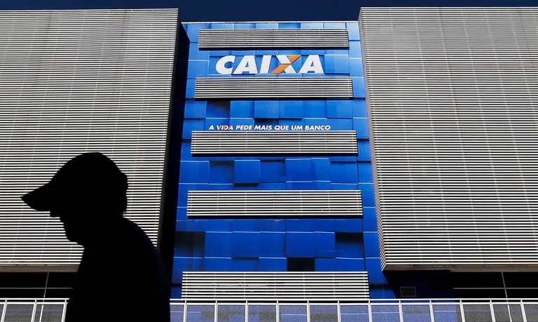 Caixa suspende por um ano pagamento de consignado para hospitais gaúchos