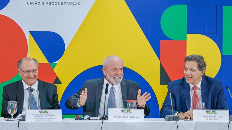 'Esse é o momento do Brasil e não vamos perder essa oportunidade', diz Lula