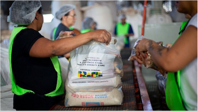 Governo Federal entrega cestas básicas a comunidades quilombolas no Rio Grande do Sul