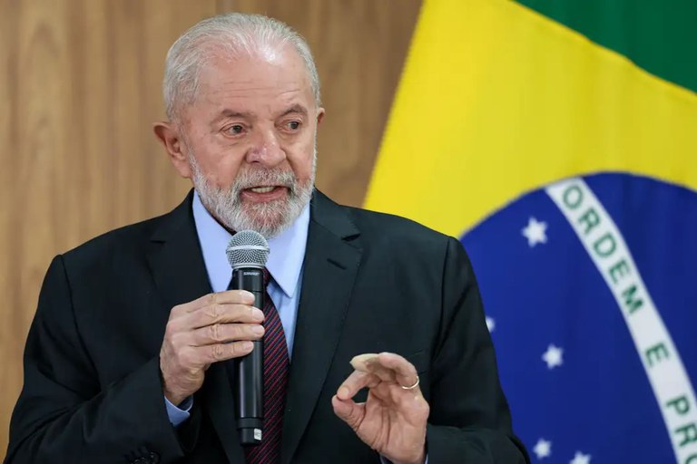Lula: “Cuidar da floresta é mais rentável que derrubar árvores”