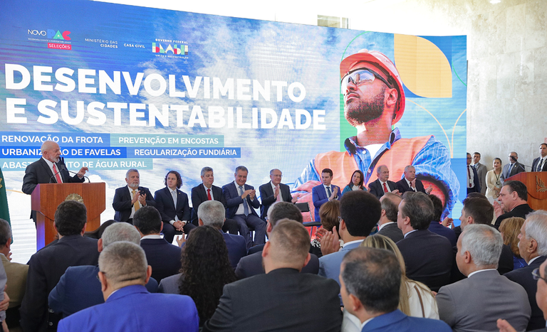 Presidente Lula anuncia R$ 400 milhões para abastecimento de água em áreas rurais
