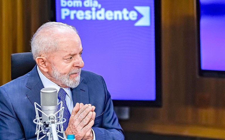 Lula: 'Melhorar a vida das pessoas é distribuir riqueza. Isso se chama investimento'