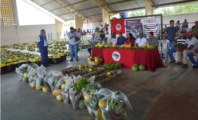 Assentados em Pernambuco celebram venda de produtos por aquisição institucional