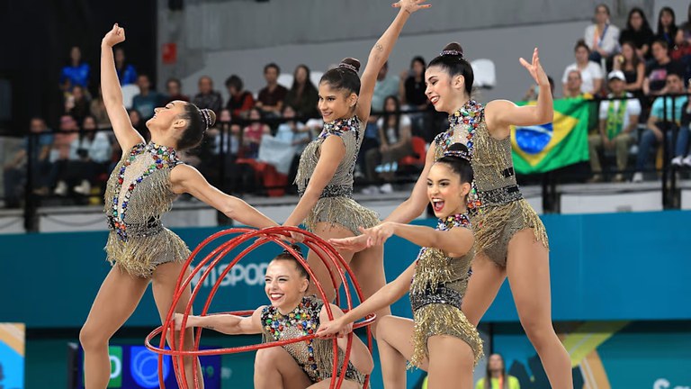 Brasil tem nota histórica na ginástica rítmica e mostra força para Mundial 2025