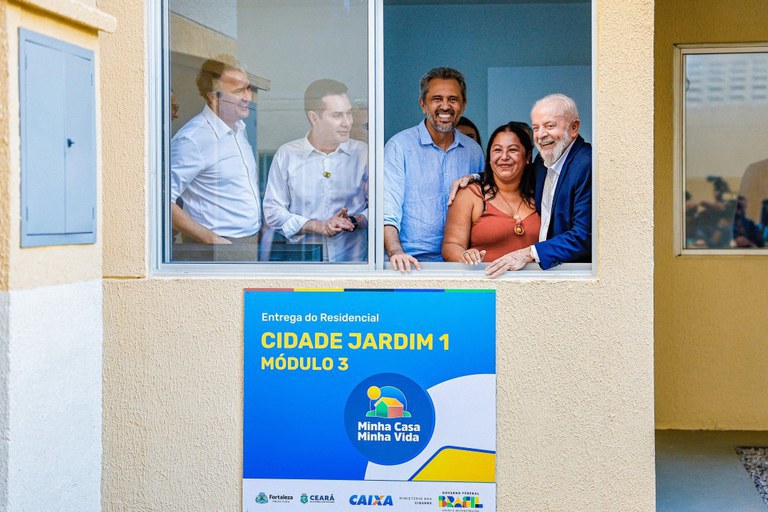 Lula entrega 416 unidades do Minha Casa, Minha Vida no Ceará: “Coisa mais sagrada é ter uma casinha”