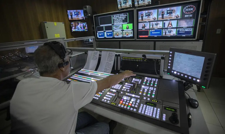 Comunicações lança edital para levar EBC e TV digital a mais 250 cidades