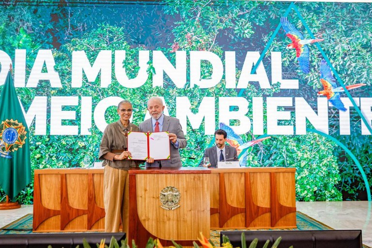 No Dia Mundial do Meio Ambiente, presidente assina pacto de proteção ao Pantanal e à Amazônia