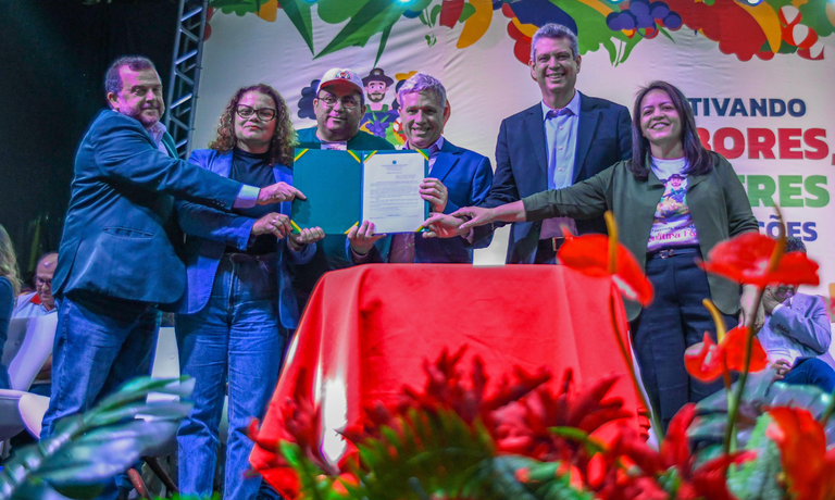 Em festival da agricultura familiar, Governo Federal anuncia medidas que atendem reivindicações do setor