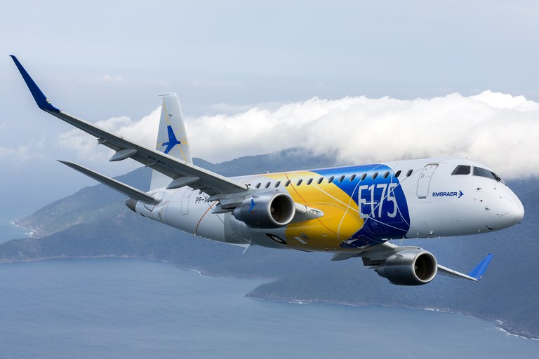 Embraer-E175.jpg