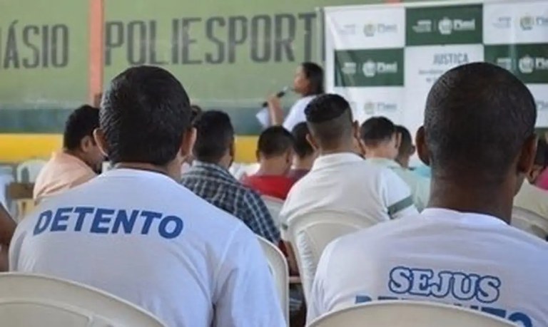 Pessoas privadas de liberdade ou sob medida socioeducativa já podem se inscrever para o Encceja PPL 2024