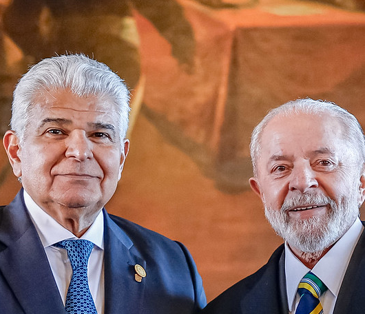 Lula e presidente do Panamá discutem relações comerciais entre os dois países