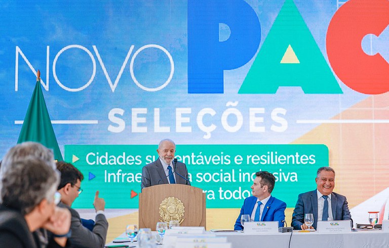 Lula defende parceria com estados e municípios acima de disputas políticas