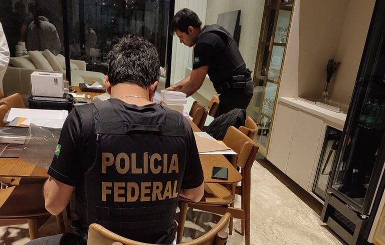 Polícia Federal busca quadrilha por fraude contra crédito agropecuário da Caixa