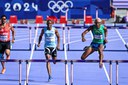 Alison dos Santos e Matheus Lima avançam para a semifinal dos 400m com barreiras