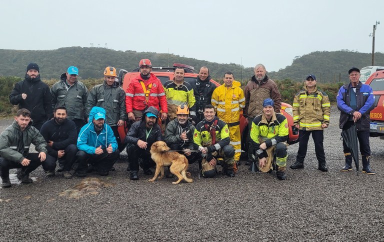 Cachorro é resgatado após mais de duas semanas perdido em Parque Nacional da Serra Geral