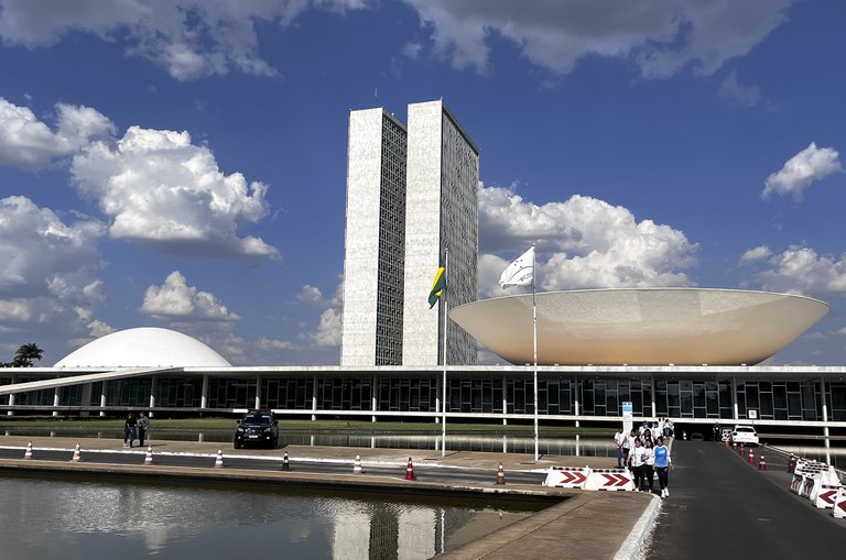 Câmara aprova projeto de lei que cria o Programa Acredita no Primeiro Passo