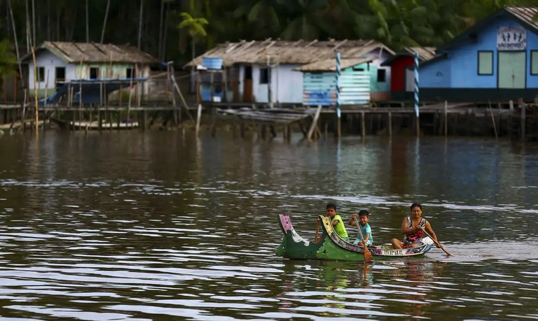 Em publicação, Governo Federal detalha projetos em defesa dos povos da Amazônia