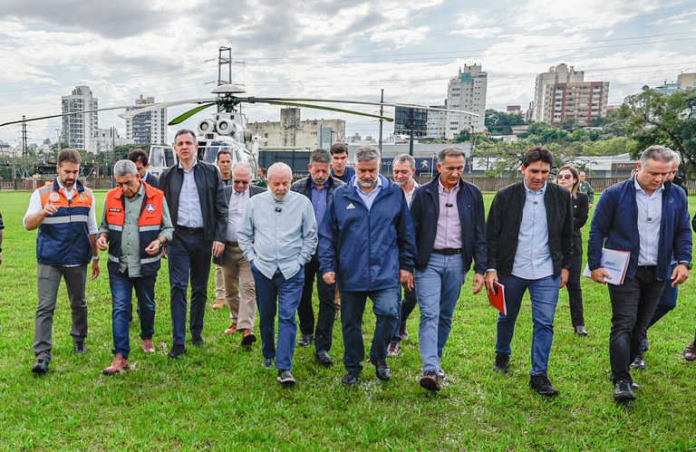 Lula volta ao RS para entregas de moradias, estradas e centro oncológico. Assista