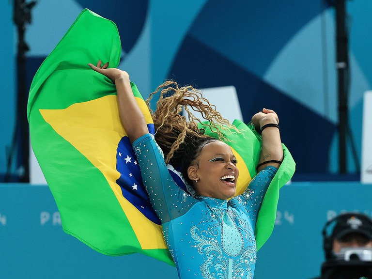 Maior atleta olímpica da história do Brasil, Rebeca Andrade se define: grandona