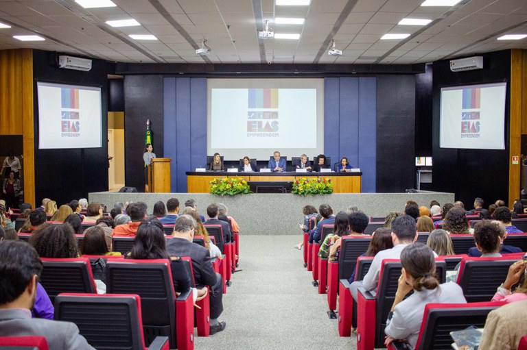 MDIC, MEMP e Ministério das Mulheres lançam Elas Empreendem