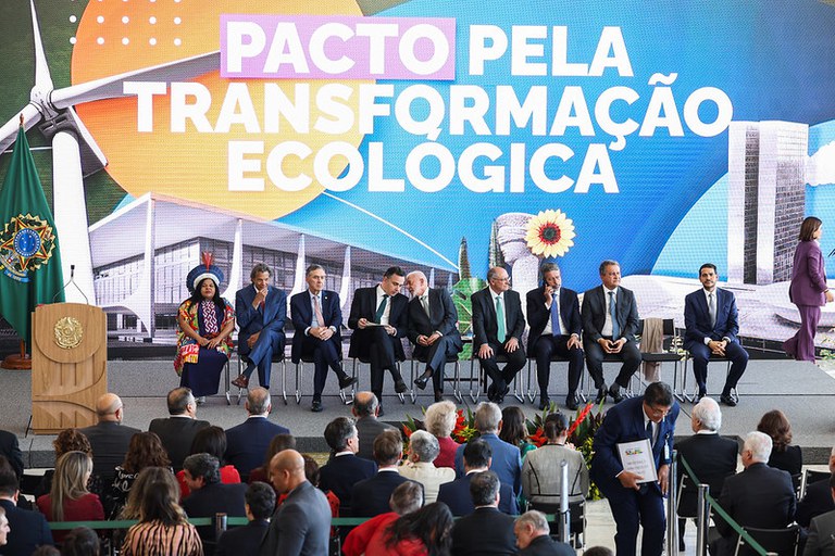 Pacto pela Transformação Ecológica entre os Três Poderes do Estado Brasileiro