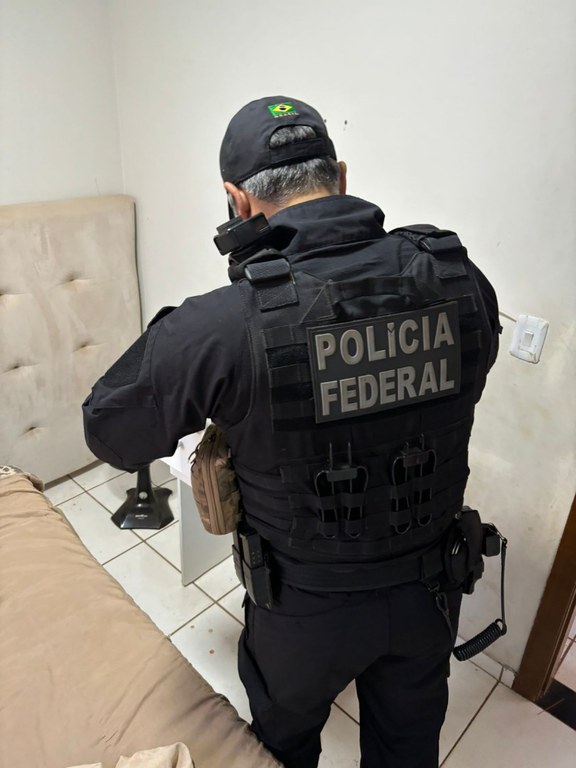 Polícia Federal desvenda rede internacional de tráfico de mulheres