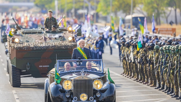 Assista os melhores momentos do Desfile de 7 de Setembro em Brasília