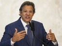 Governo vai banir uso do Bolsa Família em apostas eletrônicas, diz Haddad