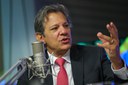 Haddad prevê PIB acima de 3%, emprego recorde e celebra 'correção de rota'