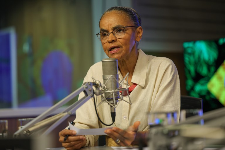 Marina Silva: 'Neste momento, qualquer incêndio se caracteriza como criminoso'