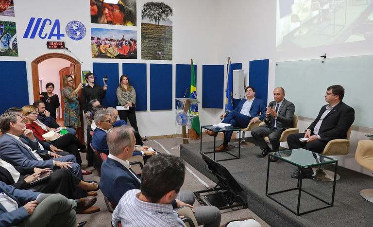 Plano de bioinsumos pode reduzir uso de fertilizantes químicos e poupar US$ 5 bi