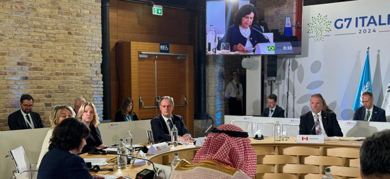 Em reunião do G7, ministra da Saúde debate políticas de envelhecimento saudável